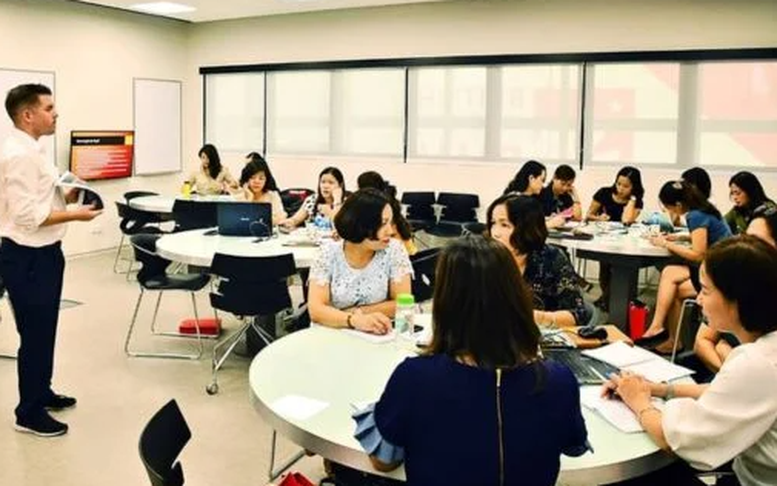 Chế độ lương đối với công chức đi học ở nước ngoài