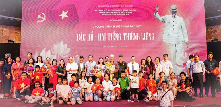 Công diễn miễn phí Chương trình nghệ thuật đặc biệt về Bác Hồ tại Bảo tàng Hồ Chí Minh  - Ảnh 4.