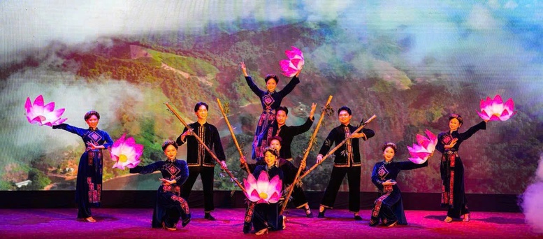 Công diễn miễn phí Chương trình nghệ thuật đặc biệt về Bác Hồ tại Bảo tàng Hồ Chí Minh  - Ảnh 2.