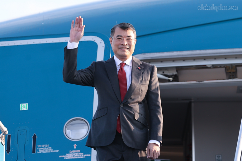 Thủ tướng Lê Minh Hưng lên đường dự Hội nghị thượng đỉnh BRICS và làm việc song phương tại Ấn Độ- Ảnh 3.