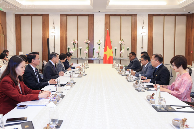 Thủ tướng đề nghị tập đoàn Ấn Độ coi Việt Nam là cứ điểm sản xuất xanh- Ảnh 2.