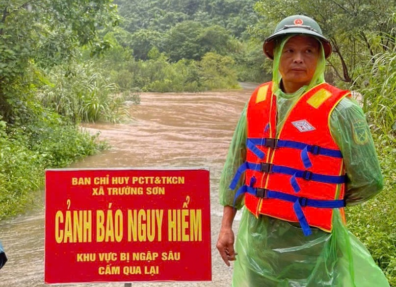 Cảnh báo lũ khẩn cấp trên sông Thạch Hãn, tỉnh Quảng Trị- Ảnh 1.