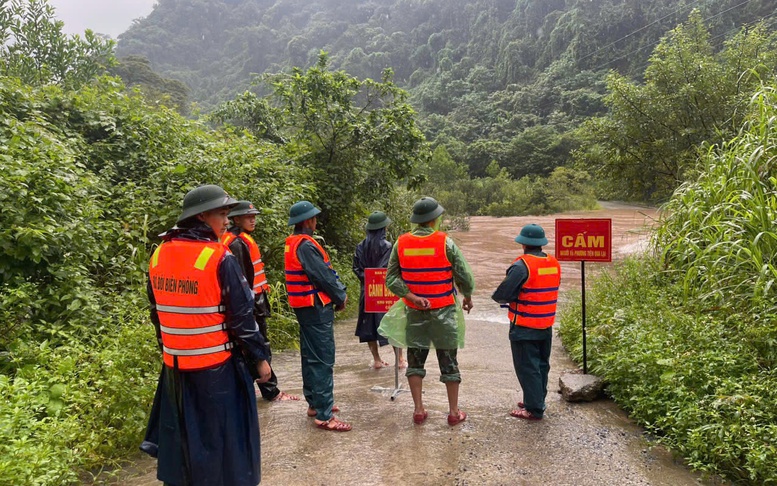 Quảng Trị triển khai lực lượng giúp nhân dân ứng phó  mưa lũ