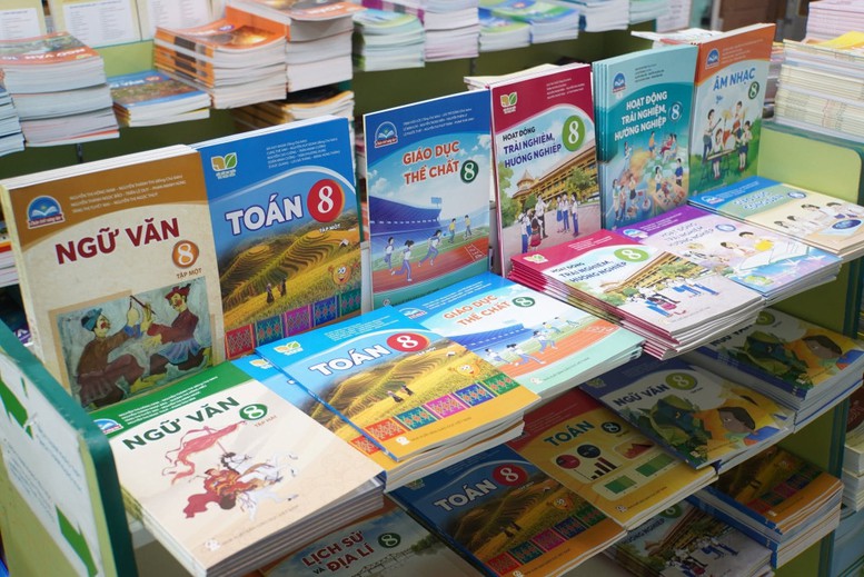 NXB Giáo dục Việt Nam tập trung nguồn lực bảo đảm cung ứng sách giáo khoa- Ảnh 1.