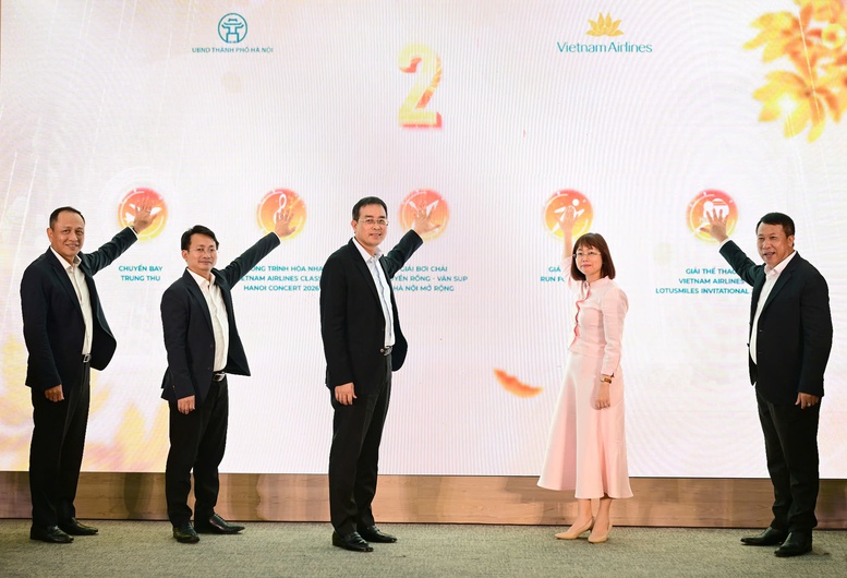 Vietnam Airlines đưa du khách 'Chạm Thu Hà Nội 2026'- Ảnh 1.