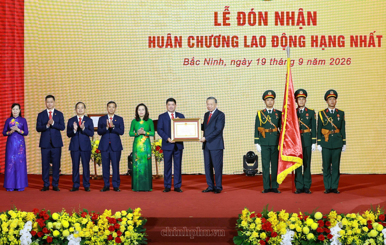 Tổng Bí thư, Chủ tịch nước Tô Lâm: Xây dựng Bắc Ninh trở thành đô thị hiện đại nhưng vẫn đậm đà hồn cốt văn hóa Kinh Bắc- Ảnh 3.