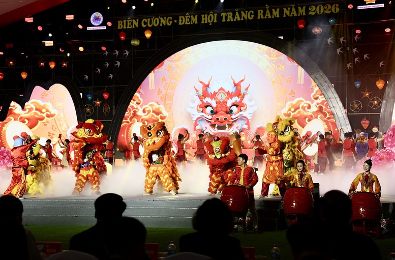 Đêm hội Trăng rằm toả sáng biên cương- Ảnh 7.