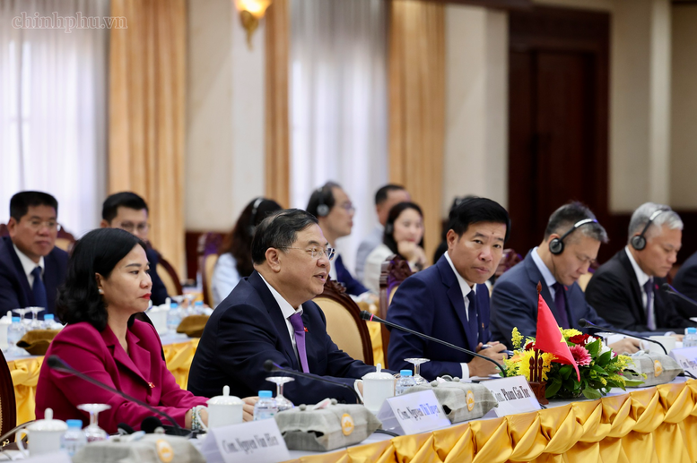 Phó Thủ tướng Thường trực Phạm Gia Túc hội đàm, thúc đẩy gắn kết chiến lược Việt Nam-Lào- Ảnh 3.