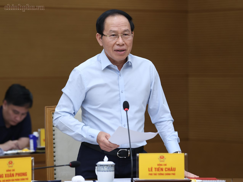 Thủ tướng: Làm rõ trách nhiệm, xử lý nghiêm và không để tái diễn việc thiếu sách giáo khoa- Ảnh 3.