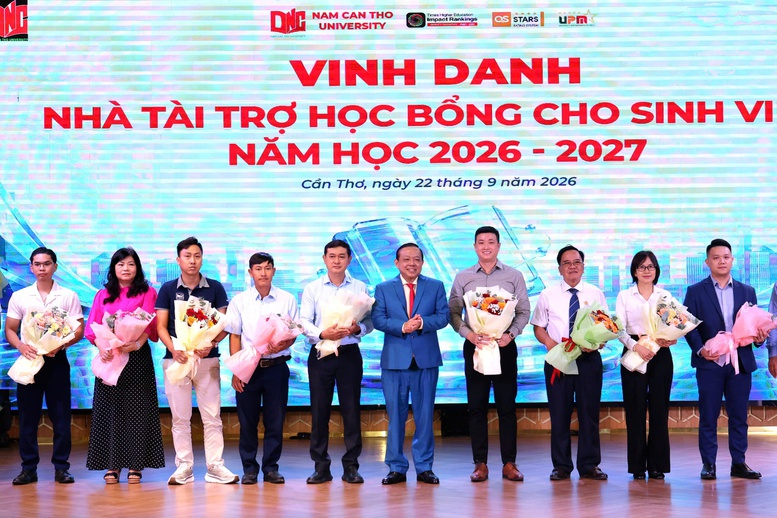 Cần Thơ cần nhân lực cho AI, kinh tế xanh, logistics- Ảnh 1.