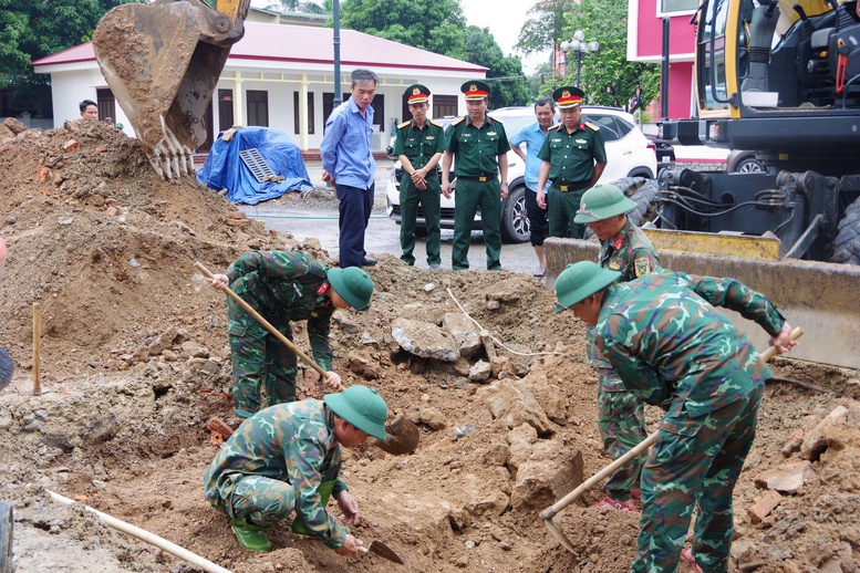 Phát hiện, quy tập thêm 6 hài cốt liệt sĩ tại khú phố Thành Cổ, Quảng Trị- Ảnh 1.