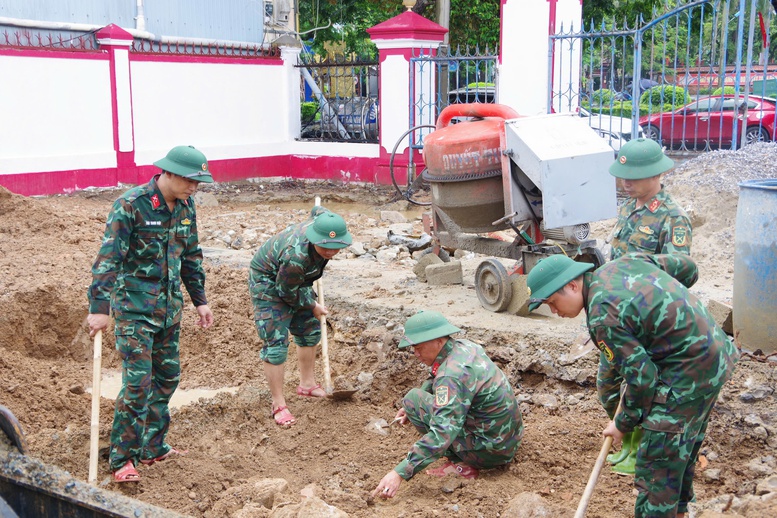 Phát hiện, quy tập thêm 6 hài cốt liệt sĩ tại khú phố Thành Cổ, Quảng Trị- Ảnh 2.