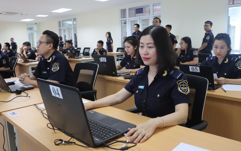 Hải quan siết chặt kỷ cương, đánh giá công chức bằng sản phẩm thực chất