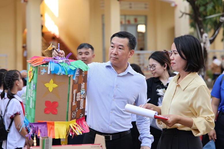 Gần 40.000 trẻ em vui đón Trung thu cùng Vinamilk- Ảnh 1.