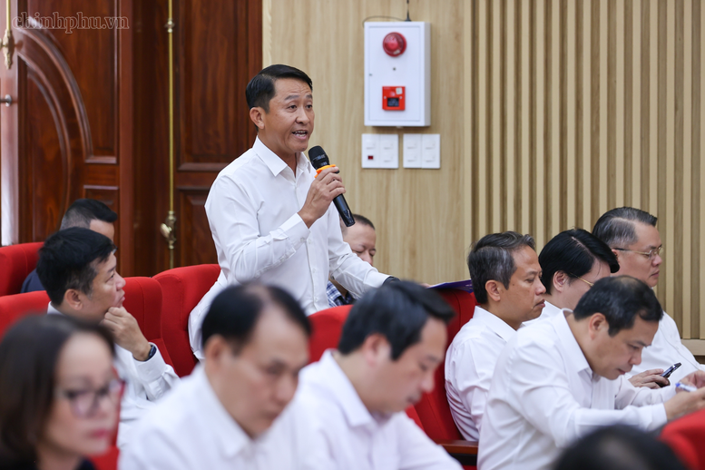 Thủ tướng: Sửa đồng bộ các luật nhằm không để giá đất tăng cao và bảo đảm chỗ ở cho người dân- Ảnh 6.