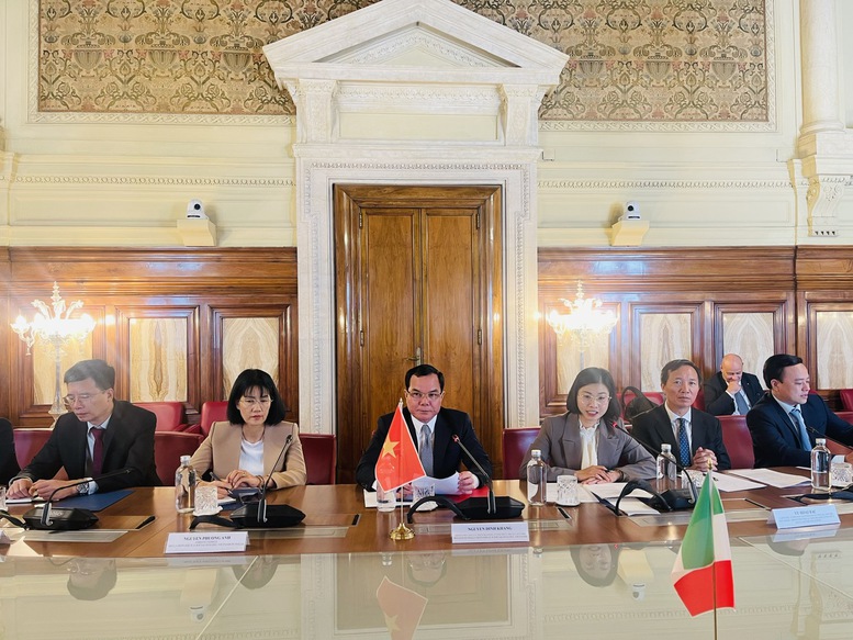 Việt Nam - Italia hướng tới MoU về dân tộc, tôn giáo- Ảnh 1.