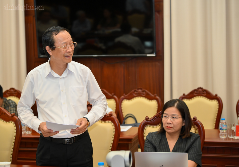 Tăng cường kiểm tra, giám sát, đưa nghị quyết vào cuộc sống- Ảnh 5.