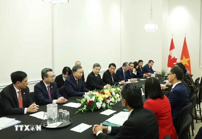 Tổng Bí thư, Chủ tịch nước Tô Lâm tiếp Nhóm Nghị sĩ hữu nghị Canada-Việt Nam- Ảnh 1.