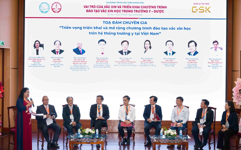 Sẽ nghiên cứu, rà soát quy định về cách ghi hạn dùng vắc xin - Ảnh 1.