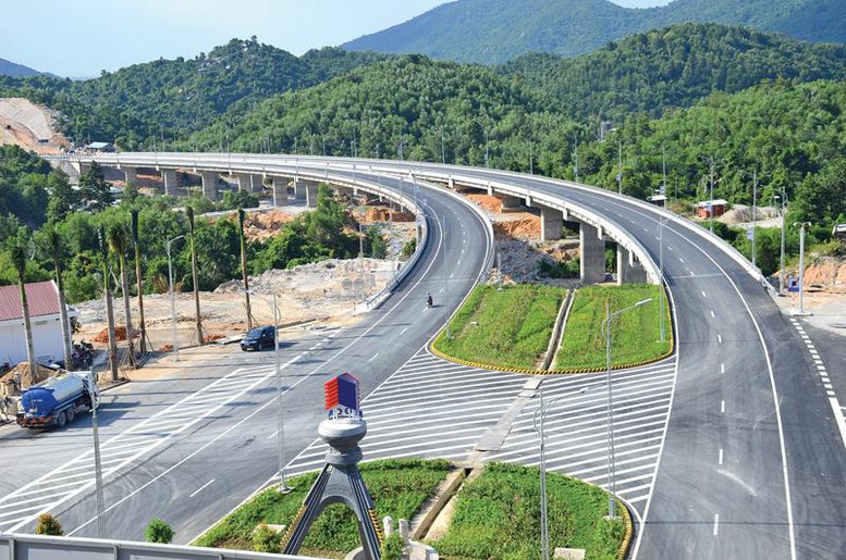 Triển khai thực hiện kết luận của đồng chí Tổng Bí thư, Chủ tịch nước Tô Lâm về xây dựng kết cấu hạ tầng đồng bộ- Ảnh 1.
