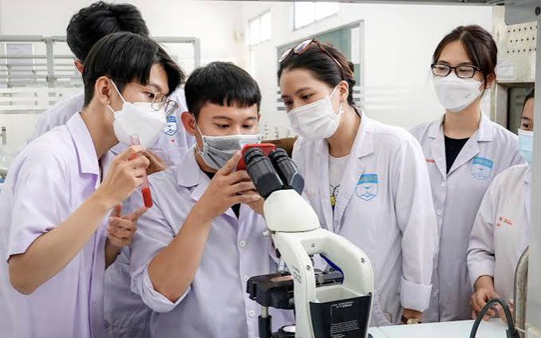 Đưa đào tạo, nghiên cứu gắn chặt hơn với nhu cầu thị trường