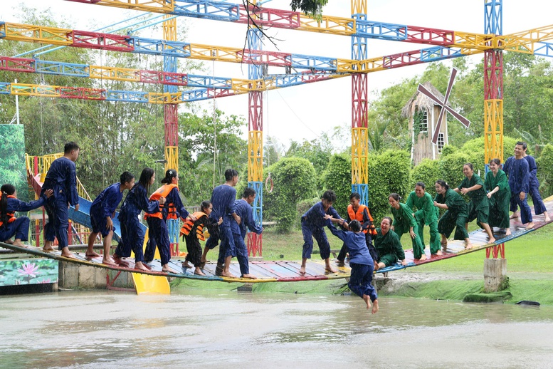 Du lịch ĐBSCL tăng tốc dịp Quốc khánh, An Giang thu hơn 880 tỷ đồng- Ảnh 1.