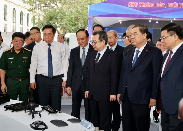 Phó Thủ tướng Thường trực Phạm Gia Túc: Không có quốc gia nào trở thành nước công nghiệp phát triển chỉ bằng lắp ráp- Ảnh 5.
