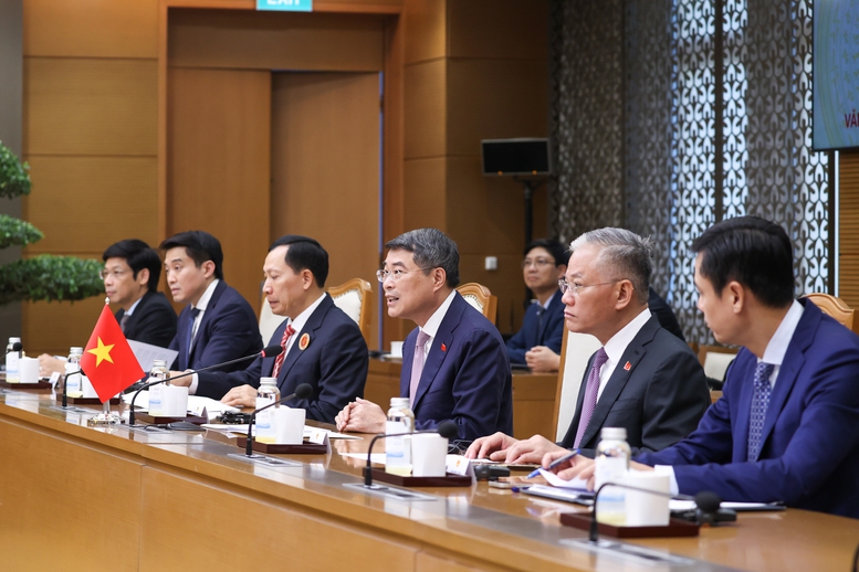 Thủ tướng tiếp đoàn lãnh đạo cơ quan thực thi pháp luật các nước ASEAN- Ảnh 3.