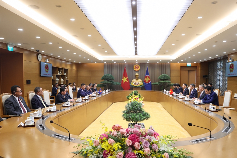 Thủ tướng tiếp đoàn lãnh đạo cơ quan thực thi pháp luật các nước ASEAN- Ảnh 6.
