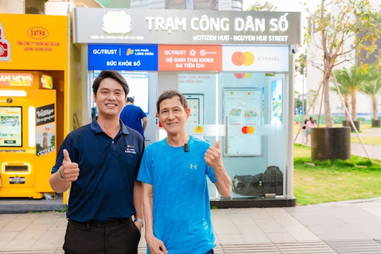 Long Châu tự hào là đối tác y tế duy nhất đồng hành với TPHCM triển khai 168 Trạm Công dân số- Ảnh 6.
