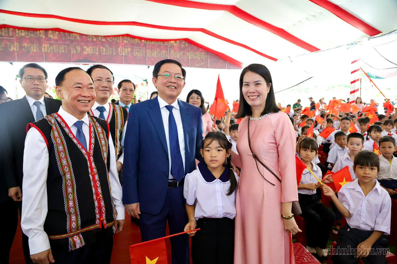 TỔNG THUẬT: Cả nước khai giảng năm học mới 2026-2027- Ảnh 12.