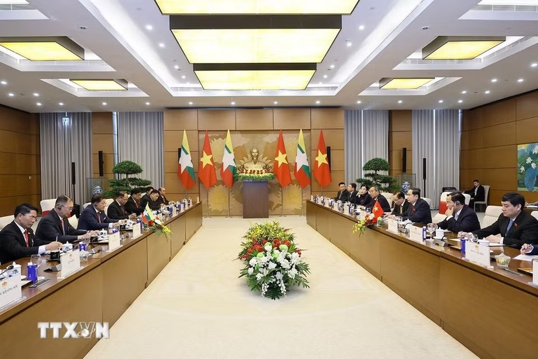 Chủ tịch Quốc hội Trần Thanh Mẫn hội kiến Tổng thống Myanmar Min Aung Hlaing- Ảnh 4.