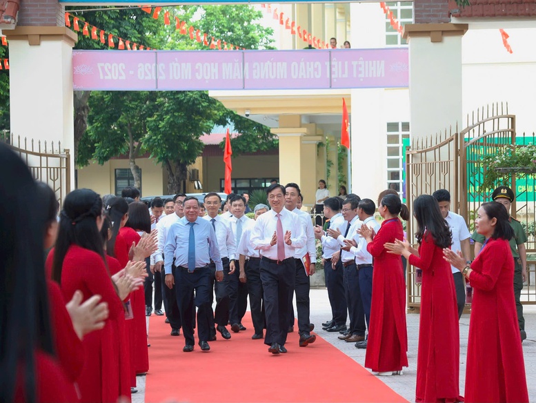 TỔNG THUẬT: Cả nước khai giảng năm học mới 2026-2027- Ảnh 15.