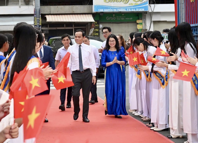 TỔNG THUẬT: Cả nước khai giảng năm học mới 2026-2027- Ảnh 21.