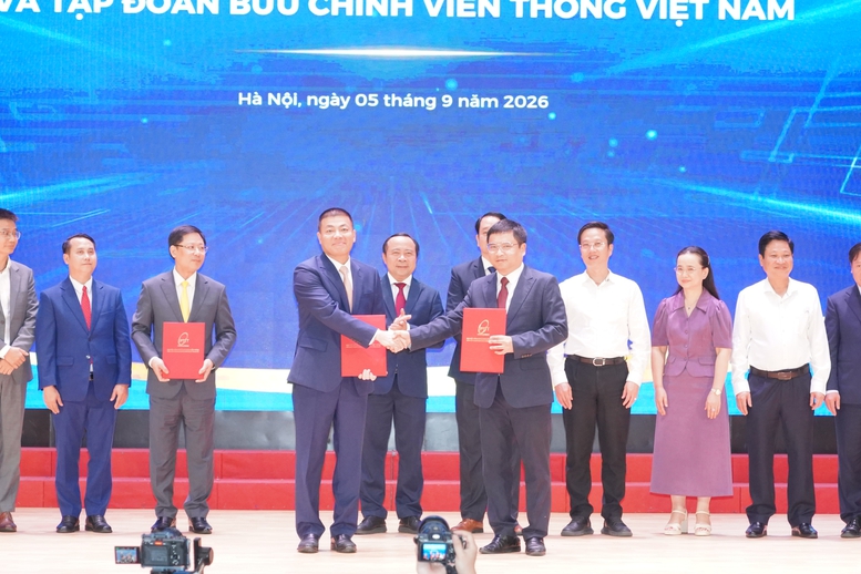 VNPT hợp tác với PTIT phát triển Đại học AI-Native- Ảnh 1.