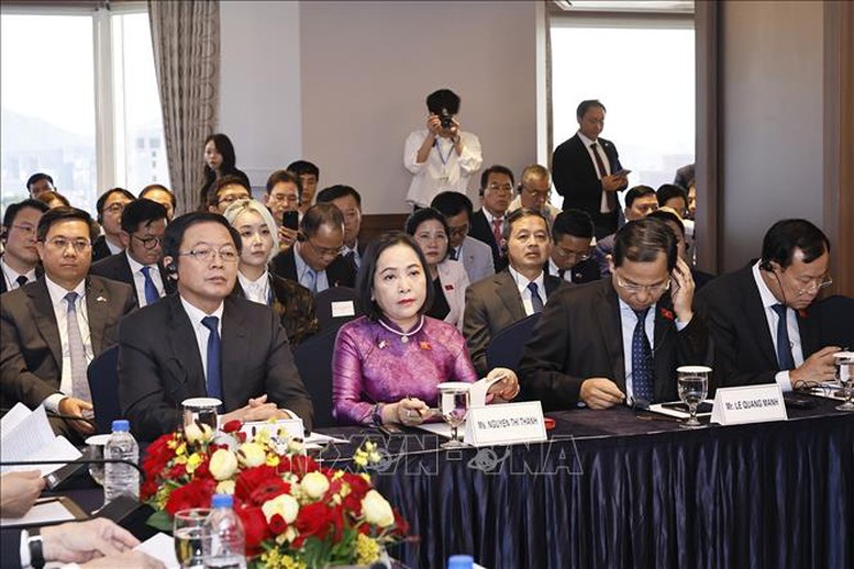 Chủ tịch Quốc hội Trần Thanh Mẫn gặp gỡ những người bạn Hàn Quốc- Ảnh 3.