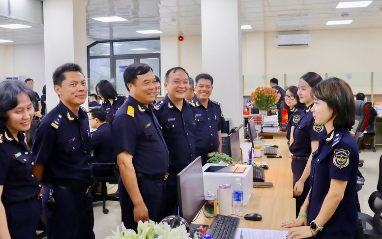 Thông quan tập trung mở đường cho Hải quan thông minh