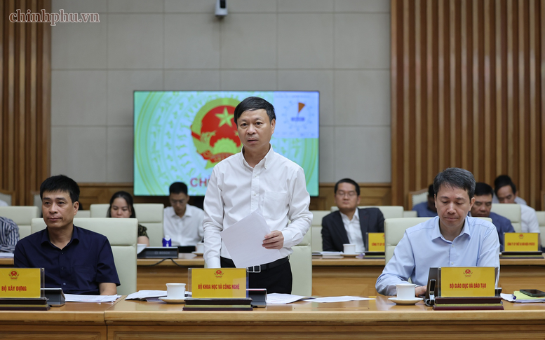Nâng cao giá trị gia tăng, giảm phụ thuộc vào nhập khẩu trong ngành điện tử- Ảnh 4.