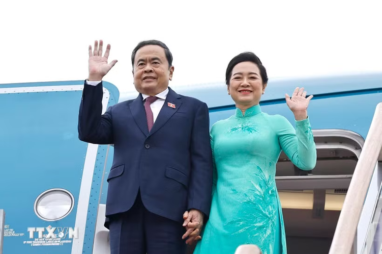 Chủ tịch Quốc hội và Phu nhân kết thúc tốt đẹp chuyến thăm chính thức Hàn Quốc- Ảnh 1.