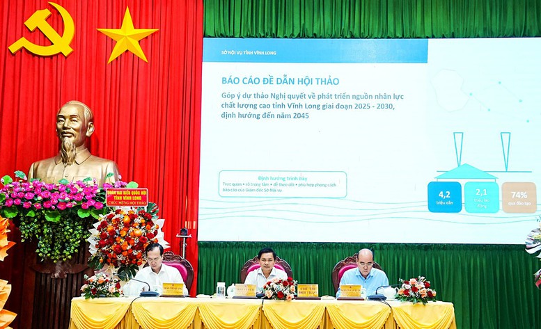 Vĩnh Long tìm cách 'hút người giỏi, giữ người tài'- Ảnh 1.