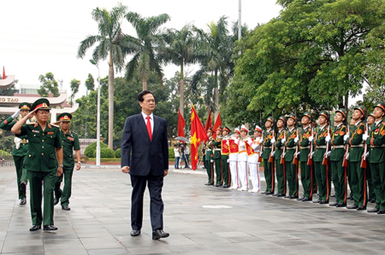 Thủ tướng dự Lễ khai giảng của Học viện Quốc phòng