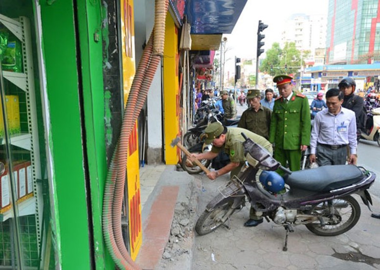 Lập lại trật tự vỉa hè: Quyết liệt, nhưng phải công bằng