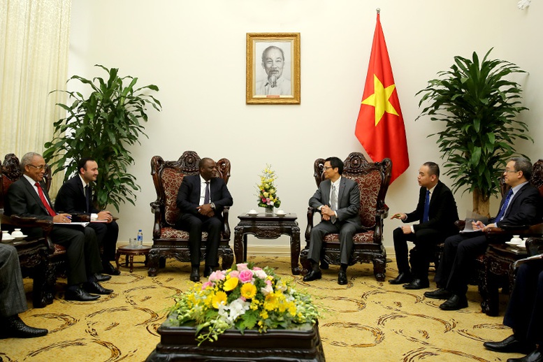 Việt Nam sẵn sàng chia sẻ với Angola kinh nghiệm phát triển viễn thông, CNTT
