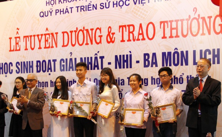 Tuyên dương 134 học sinh giỏi quốc gia môn Lịch sử