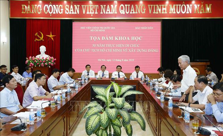 Di chúc Bác Hồ: Tầm nhìn vượt thời gian về xây dựng Đảng