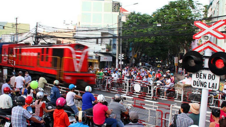 Nguyên tắc kết nối tín hiệu đèn giao thông tại đường ngang