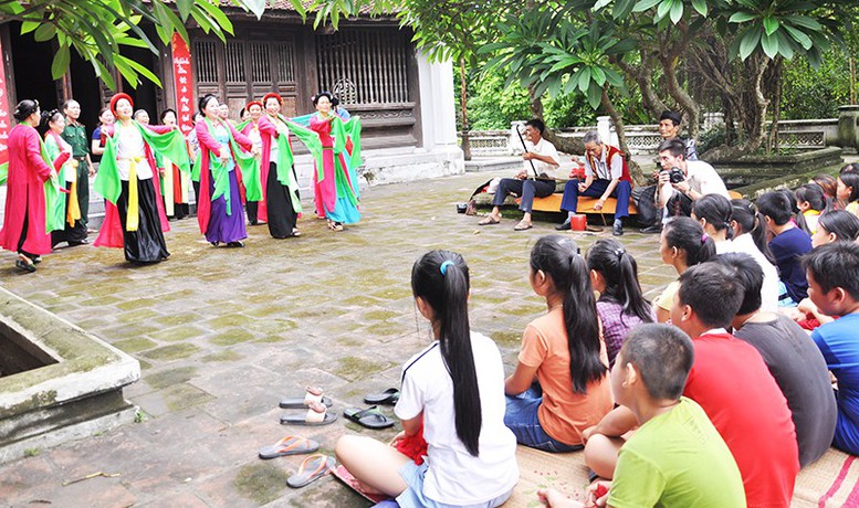 Toàn dân đoàn kết xây dựng đời sống văn hóa: Tạo chuyển biến tích cực, sâu rộng hơn nữa