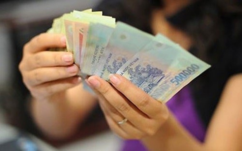 Bị kỷ luật khiển trách bao lâu mới được nâng lương? 