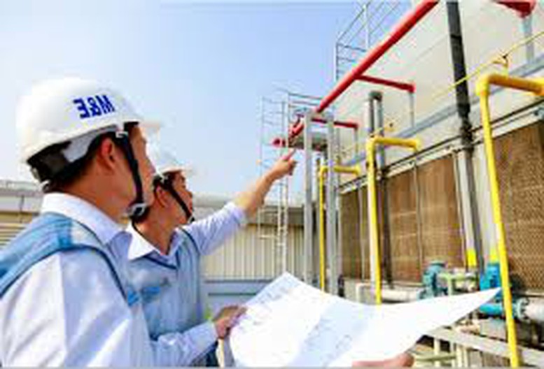 Chỉ huy trưởng có được quản lý đồng thời nhiều công trình?