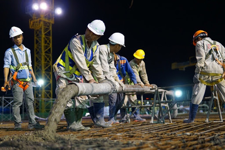 Xác định đơn giá nhân công đổ bê tông